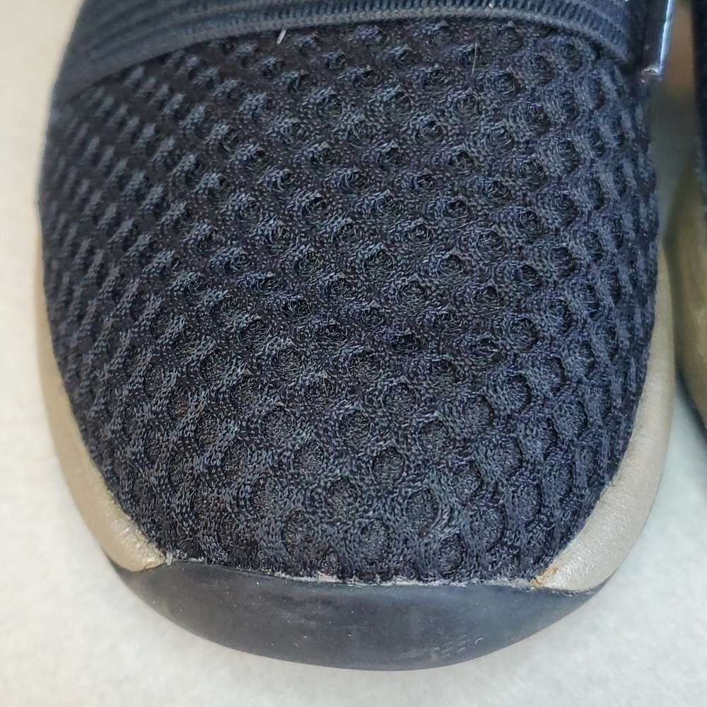 Under Armour Breathe Lace up Sneakers - Picture 3 of 12